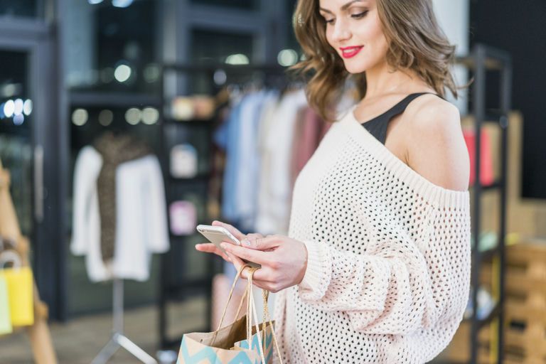 Thinking social commerce in headless: How to perform social shopping, tech and brand | pathways digital impulse blog
