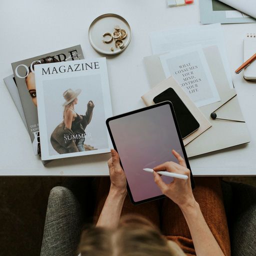Content strategy redefined: How digital personalization with Nuxt, Vue and headless CRM transforms your magazine | pathways digital impulse blog